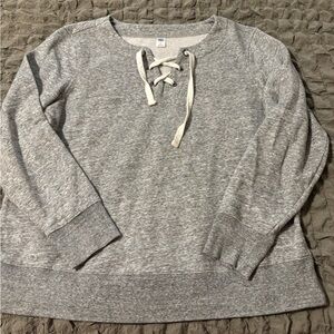 Women’s Gray Old Navy Crew Neck With Criss Cross Detail Size Large